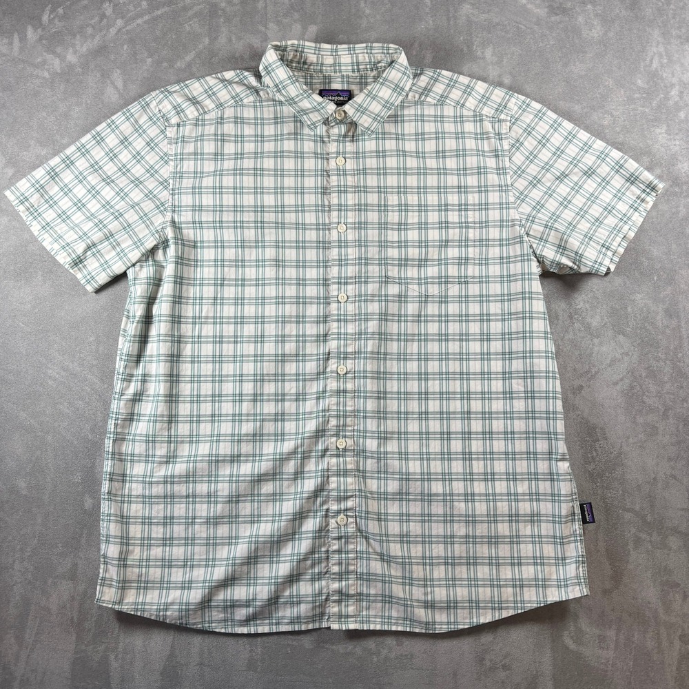 Patagonia Mens Est L Green Plaid Organic Cotton Short Sleeve Button Down Shirt